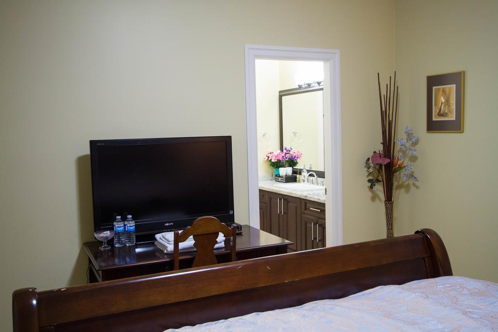 Feng Lu House Hotel Ричмънд Екстериор снимка